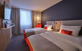 Holiday Inn Express Frankfurt Messe By Ihg